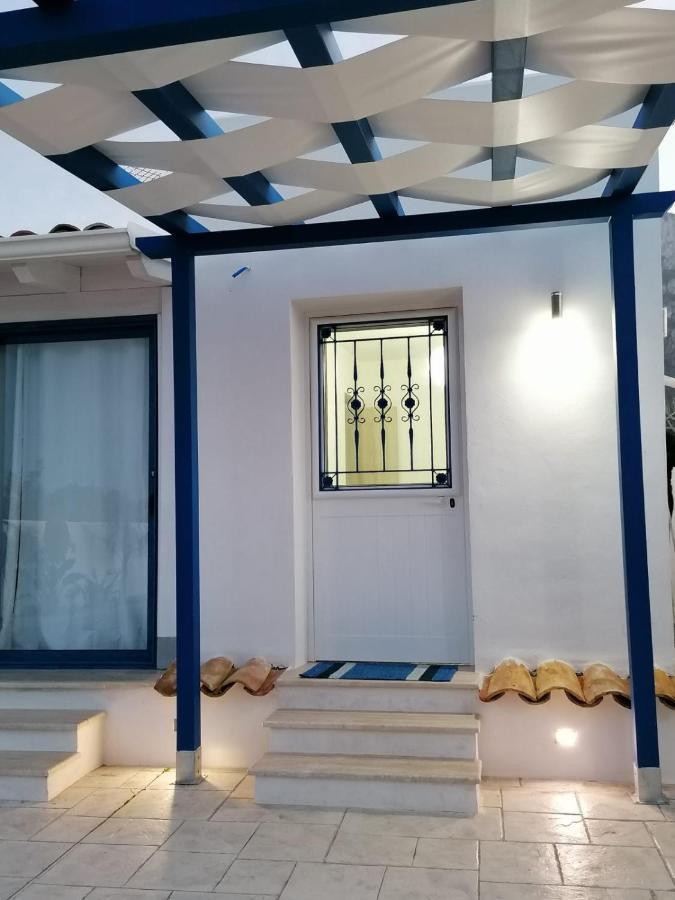 B&B Santorini ชีนิซี ภายนอก รูปภาพ