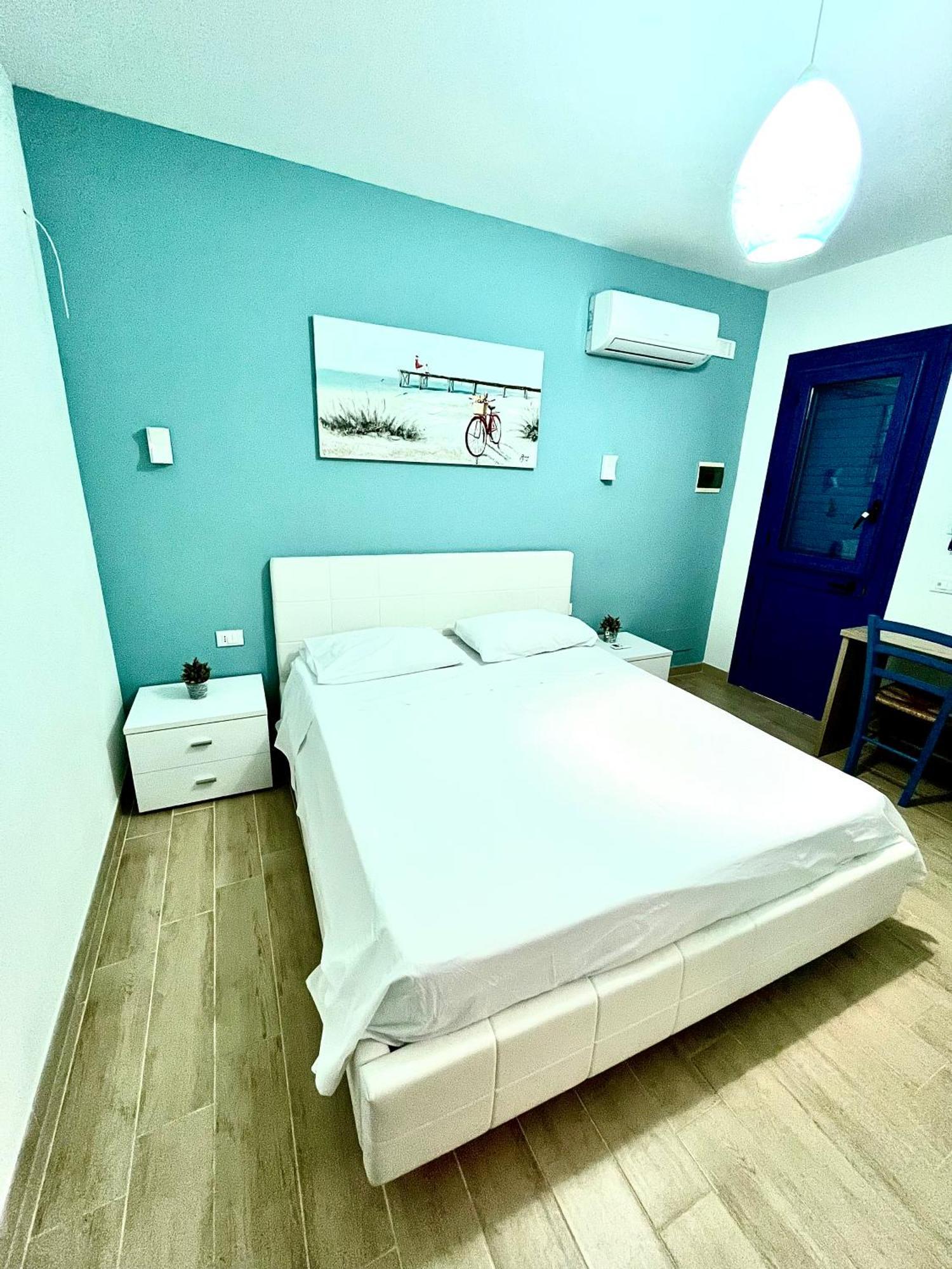B&B Santorini ชีนิซี ภายนอก รูปภาพ